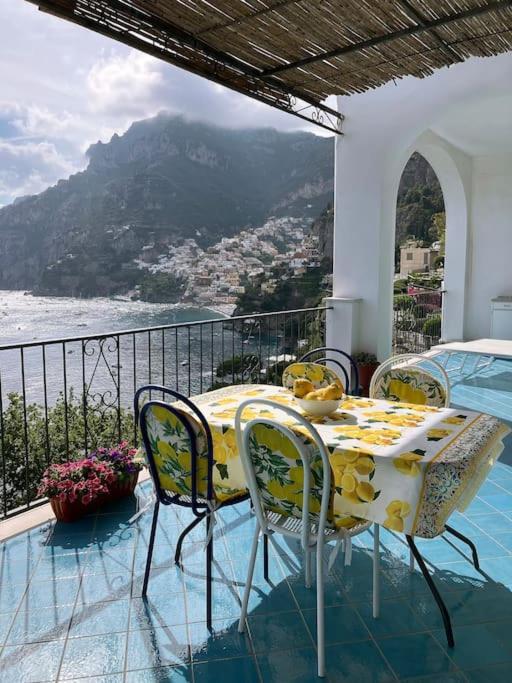 Casa Intiso - Two Double Bedroom Apartment Positano Exterior photo